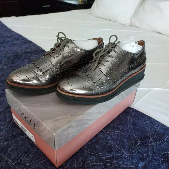 Gently worn Franco Sarto Gunmetal Autumn oxfords, 7.5 - Picture 2 of 10